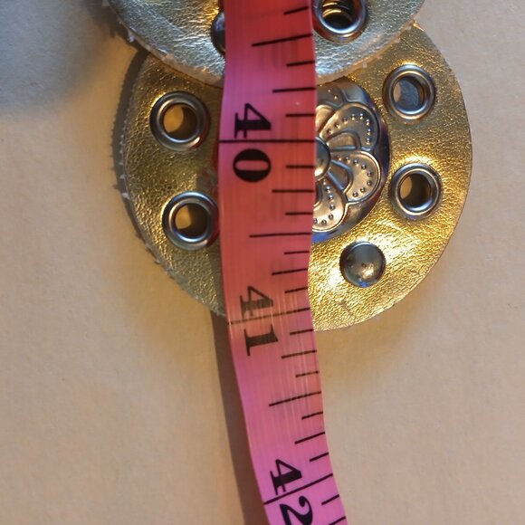 Women's Western Boho Silver and Gold Toned Disc Belt with Metal Buckle - Picture 7 of 8